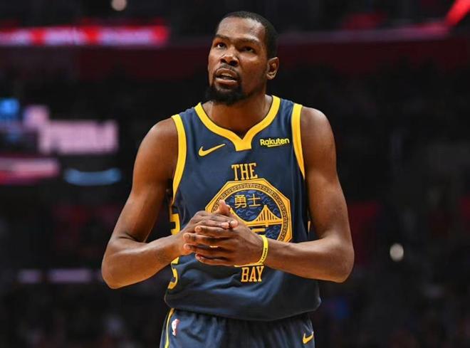 球队没有强 球队没有强